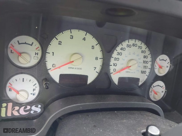 2003 Dodge Ram 1500 ST with VIN 1D7HU18DX3S293859, listed as a IAAI auction lot 41684118 with 999,999 mi miles. Bid and sale history available at carsss.com. Image 7.
