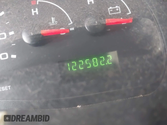 2008 Ford Econoline Passenger XL with VIN 1FBSS31L58DB42639, listed as a IAAI auction lot 41301281 with 122,582 mi miles and . Bid and sale history available at DreamBid. Image 7.