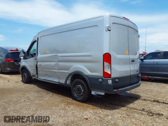 2015 Ford Transit Cargo z VIN 1FTNR2CM9FKB05431, wystawiony jako IAAI lot #42486662 z przebiegiem Nie podano mil oraz . Historia ofert i sprzedaży dostępna na DreamBid. Obrazek 3.