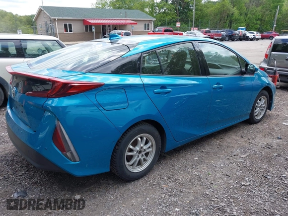 2017 Toyota Prius Plus z VIN JTDKARFP5H3006370, wystawiony jako IAAI lot #42247423 z przebiegiem 116 412 mil mil oraz . Historia ofert i sprzedaży dostępna na DreamBid. Obrazek 4.