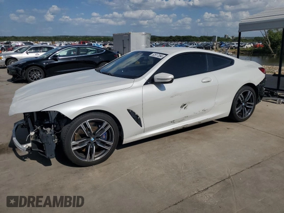 2022 BMW 8 Series 840i with VIN WBAAE2C00NCH19865, listed as a Copart auction lot 62617094 with 38,160 mi miles and Salvage Title. Bid and sale history available at carsss.com. Image 1.