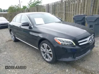 2019 Mercedes-Benz C 300 z VIN WDDWF8EB4KR512866, wystawiony jako IAAI lot #42163271 z przebiegiem 45 025 mil mil oraz . Historia ofert i sprzedaży dostępna na DreamBid. Obrazek 1.