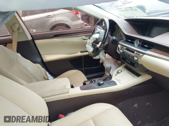 2016 Lexus ES 330 z VIN 58ABK1GG7GU025058, wystawiony jako IAAI lot #42072414 z przebiegiem 120 678 mil mil oraz . Historia ofert i sprzedaży dostępna na DreamBid. Obrazek 5.