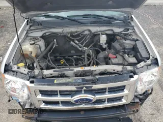 2009 Ford Escape Limited с VIN 1FMCU04779KC31564, выставлен на аукционе Copart как лот 55503635 с пробегом 106 445 миль миль и Чистый • Clean title. История ставок и продаж доступна на DreamBid. Изображение 12.