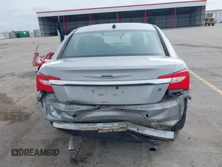 2014 Chrysler 200 Limited with VIN 1C3CCBCG6EN136043, listed as a IAAI auction lot 41974434 with 169,184 mi miles. Bid and sale history available at carsss.com. Image 17.