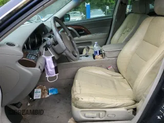 2005 Acura RL z VIN JH4KB16515C014781, wystawiony jako Copart lot #60787895 z przebiegiem Nie podano mil oraz Szkoda całkowita • Salvage title. Historia ofert i sprzedaży dostępna na DreamBid. Obrazek 7.