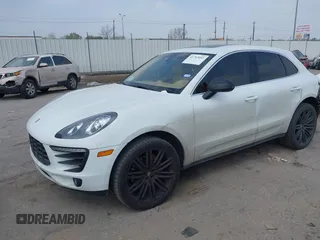 2015 Porsche Macan S with VIN WP1AB2A50FLB60518, listed as a IAAI auction lot 41797095 with 74,294 mi miles. Bid and sale history available at carsss.com. Image 18.