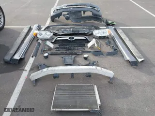 2011 Toyota 4Runner Trail with VIN JTEBU5JR0B5056013, listed as a IAAI auction lot 41501246 with 293,590 mi miles. Bid and sale history available at carsss.com. Image 12.