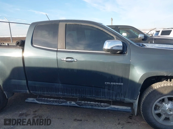 2017 Chevrolet Colorado 2WD LT with VIN 1GCHSCEN1H1175706, listed as a IAAI auction lot 41347323 with 127,731 mi miles. Bid and sale history available at carsss.com. Image 13.