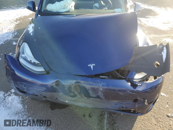 2021 Tesla Model Y Long Range with VIN 5YJYGDEE3MF089578, listed as a Copart auction lot 41381095 with 52,258 mi miles and Salvage Title. Bid and sale history available at DreamBid. Image 11.
