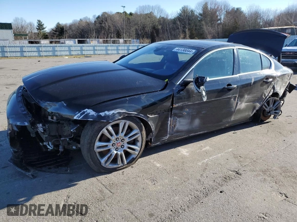 2019 Jaguar XE 25t with VIN SAJAR4FX0KCP52337, listed as a Copart auction lot 44138044 with 96,784 mi miles and Non Repairable. Bid and sale history available at carsss.com. Image 1.