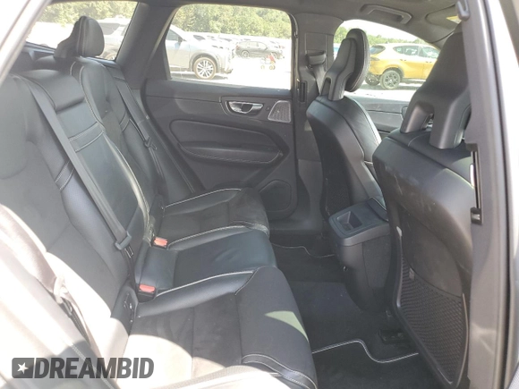 2018 Volvo XC60 R-Design z VIN YV4A22RM1J1023621, wystawiony jako Copart lot #65440304 z przebiegiem 127 751 mil mil oraz Szkoda całkowita • Salvage title. Historia ofert i sprzedaży dostępna na DreamBid. Obrazek 11.
