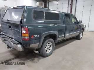 2002 Chevrolet Silverado 1500 LS with VIN 1GCEK19T62E159260, listed as a IAAI auction lot 41831460 with 191,127 mi miles. Bid and sale history available at carsss.com. Image 4.