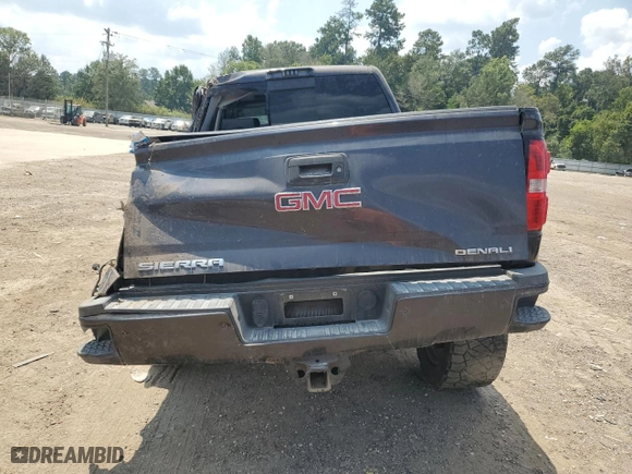 2015 GMC Sierra 2500HD Denali with VIN 1GT120E81FF156812, listed as a Copart auction lot 68675824 with 246,362 mi miles and Salvage Title. Bid and sale history available at carsss.com. Image 6.