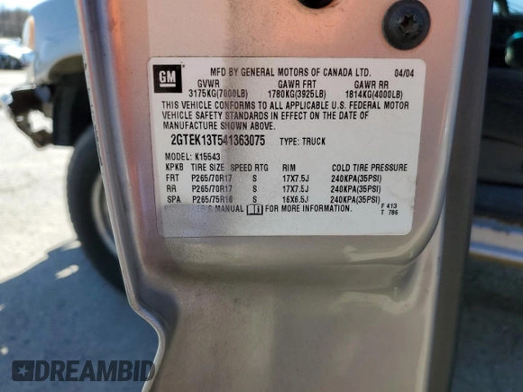 2004 GMC Sierra 1500 SLE z VIN 2GTEK13T541363075, wystawiony jako Copart lot #48901465 z przebiegiem 240 791 mil mil oraz Szkoda całkowita • Salvage title. Historia ofert i sprzedaży dostępna na DreamBid. Obrazek 12.