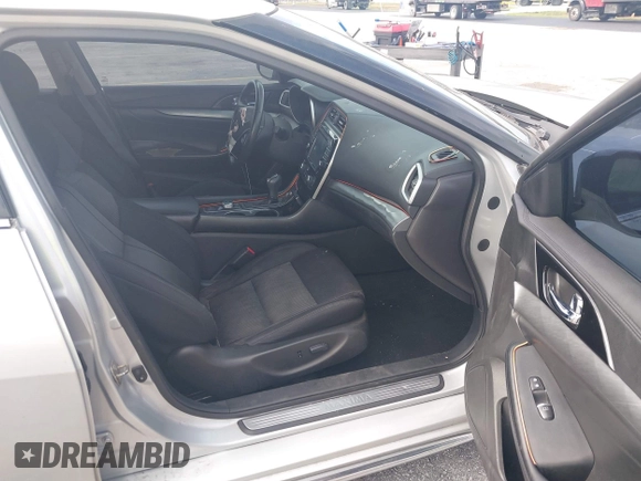 2016 Nissan Maxima SL with VIN 1N4AA6AP0GC433932, listed as a IAAI auction lot 41897180 with 91,871 mi miles and . Bid and sale history available at DreamBid. Image 5.