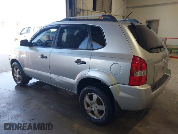2007 Hyundai Tucson GLS with VIN KM8JM12B07U567384, listed as a IAAI auction lot 41779454 with 152,660 mi miles. Bid and sale history available at carsss.com. Image 3.