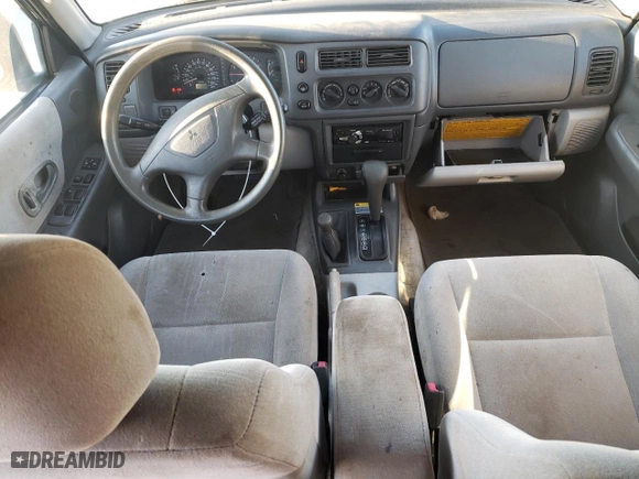 2001 Mitsubishi Montero Sport ES with VIN JA4MT21H01P047623, listed as a Copart auction lot 76353334 with NaN miles and Salvage Title. Bid and sale history available at carsss.com. Image 8.