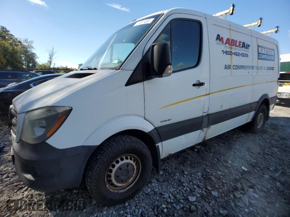 2016 Mercedes-Benz Sprinter Cargo with VIN WD3PE7DD7GP272319, listed as a Copart auction lot 71381453 with 272,132 mi miles. Bid and sale history available at carsss.com. Image 1.