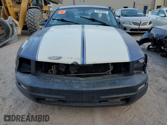 2008 Ford Mustang Deluxe with VIN 1ZVHT80N985132853, listed as a Copart auction lot 46441935 with Not provided miles and Salvage title. Bid and sale history available at DreamBid. Image 5.