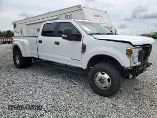 2018 Ford F-350 XL with VIN 1FT8W3DT0JEC35042, listed as a Copart auction lot 72758314 with 115,804 mi miles and Salvage title. Bid and sale history available at DreamBid. Image 4.