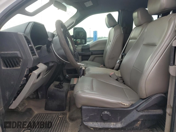 2019 Ford F-250 XL с VIN 1FD7X2B6XKEC82785, выставлен на аукционе Copart как лот 61335995 с пробегом 150 080 миль миль и На запчасти • Non repairable. История ставок и продаж доступна на DreamBid. Изображение 7.