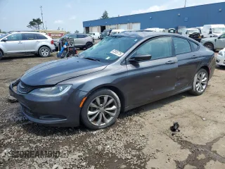 2015 Chrysler 200 S with VIN 1C3CCCBB8FN759936, listed as a Copart auction lot 62585775 with 116,487 mi miles and Clean title. Bid and sale history available at DreamBid. Image 1.