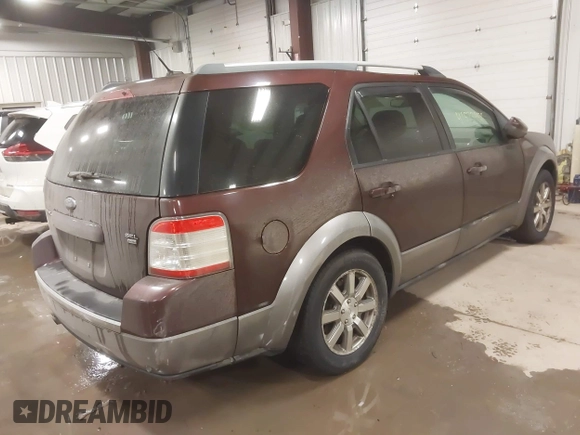 2009 Ford Taurus X SEL with VIN 1FMDK05W99GA04685, listed as a IAAI auction lot 41573458 with 129,951 mi miles and . Bid and sale history available at DreamBid. Image 4.