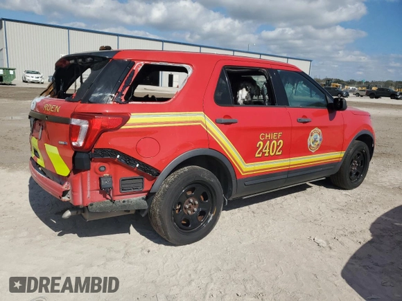 2018 Ford Police Interceptor Utility с VIN 1FM5K8AR7JGB60571, выставлен на аукционе Copart как лот 44614705 с пробегом Не указан миль и На запчасти • Non repairable. История ставок и продаж доступна на DreamBid. Изображение 3.