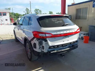 2017 Lincoln MKX Reserve with VIN 2LMPJ6LR6HBL52244, listed as a IAAI auction lot 41908684 with 77,886 mi miles. Bid and sale history available at carsss.com. Image 3.