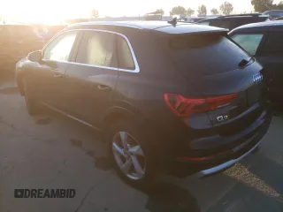 2019 Audi Q3 Premium Plus with VIN WA1BECF3XK1069346, listed as a Copart auction lot 38804023 with 21,783 mi miles. Bid and sale history available at carsss.com. Image 2.