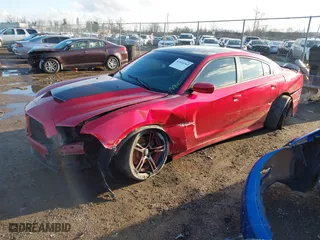 2011 Dodge Charger Road/Track with VIN 2B3CL5CT6BH571984, listed as a IAAI auction lot 41810361 with 188,780 mi miles. Bid and sale history available at carsss.com. Image 18.