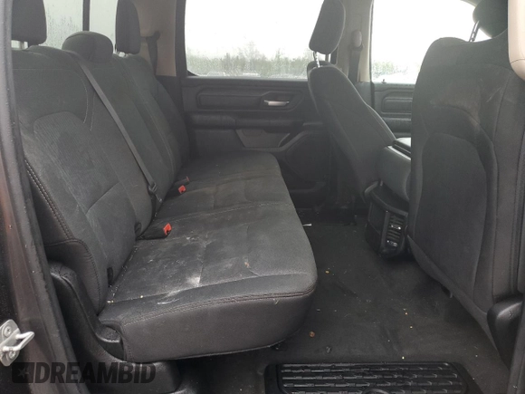 2020 Ram 1500 Tradesman z VIN 1C6SRFNT0LN414883, wystawiony jako Copart lot #56750054 z przebiegiem 119 340 mil mil oraz Szkoda całkowita • Salvage title. Historia ofert i sprzedaży dostępna na DreamBid. Obrazek 10.