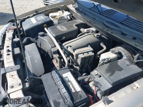 2004 Chevrolet TrailBlazer LT with VIN 1GNDS13S142422830, listed as a IAAI auction lot 42054144 with 218,042 mi miles and . Bid and sale history available at DreamBid. Image 10.
