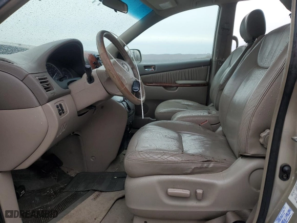 2004 Toyota Sienna XLE with VIN 5TDZA22C44S008497, listed as a Copart auction lot 45468995 with 176,366 mi miles and Salvage Title. Bid and sale history available at carsss.com. Image 7.