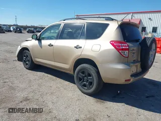 2009 Toyota RAV4 with VIN JTMZF33V995000660, listed as a IAAI auction lot 41633209 with 106,959 mi miles. Bid and sale history available at carsss.com. Image 3.
