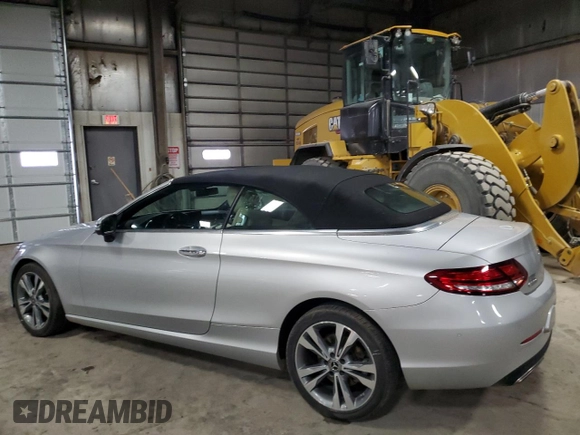 2019 Mercedes-Benz C 300 z VIN WDDWK8EB0KF826740, wystawiony jako Copart lot #47820995 z przebiegiem 97 318 mil mil oraz Szkoda całkowita • Salvage title. Historia ofert i sprzedaży dostępna na DreamBid. Obrazek 2.