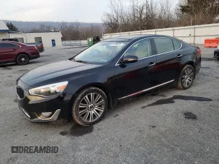 2014 Kia Cadenza Premium with VIN KNALN4D77E5125078, listed as a Copart auction lot 86795824 with 195,203 mi miles and Clean Title. Bid and sale history available at carsss.com. Image 1.