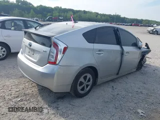2013 Toyota Prius One with VIN JTDKN3DU8D5635176, listed as a IAAI auction lot 40110997 with 145,199 mi miles. Bid and sale history available at carsss.com. Image 4.