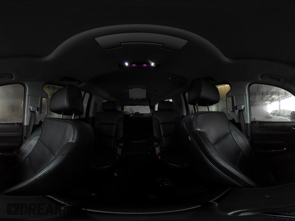 2017 Chevrolet Suburban Premier z VIN 1GNSKJKC0HR274605, wystawiony jako IAAI lot #41828392 z przebiegiem 144 747 mil mil oraz . Historia ofert i sprzedaży dostępna na DreamBid. Obrazek 18.
