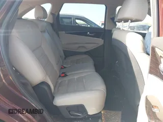 2019 Kia Sorento EX with VIN 5XYPHDA5XKG537867, listed as a IAAI auction lot 42290124 with 44,037 mi miles and . Bid and sale history available at DreamBid. Image 8.