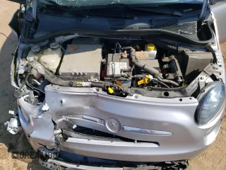 2018 FIAT 500e with VIN 3C3CFFGE2JT374957, listed as a Copart auction lot 63768444 with 39,377 mi miles and Salvage title. Bid and sale history available at DreamBid. Image 11.