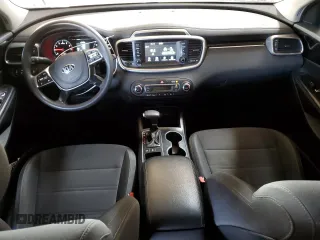 2019 Kia Sorento LX V6 with VIN 5XYPGDA53KG441436, listed as a Copart auction lot 53906935 with 116,531 mi miles and Clean Title. Bid and sale history available at carsss.com. Image 8.