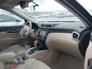 2015 Nissan Rogue SL with VIN 5N1AT2MVXFC911260, listed as a IAAI auction lot 41823690 with 128,121 mi miles. Bid and sale history available at carsss.com. Image 5.