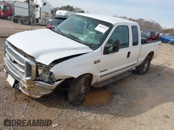 2000 Ford F-250 XL z VIN 1FTNX21F7YEC15664, wystawiony jako IAAI lot #41600552 z przebiegiem 340 100 mil mil oraz . Historia ofert i sprzedaży dostępna na DreamBid. Obrazek 17.
