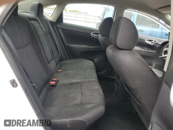 2017 Nissan Sentra SR z VIN 3N1AB7AP2HY262500, wystawiony jako Copart lot #54702865 z przebiegiem 108 687 mil mil oraz Szkoda całkowita • Salvage title. Historia ofert i sprzedaży dostępna na DreamBid. Obrazek 10.