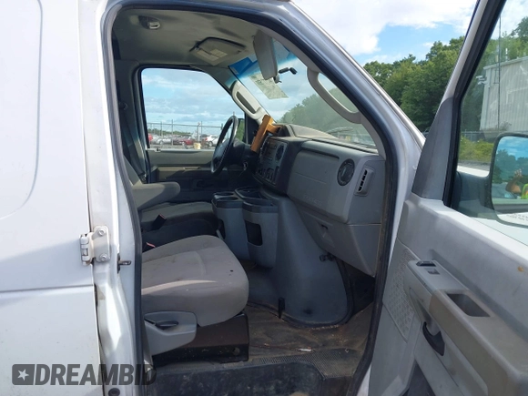 2013 Ford Econoline Cargo Commercial с VIN 1FTNS2EW1DDB05203, выставлен на аукционе IAAI как лот 42777531 с пробегом 218 285 миль миль и . История ставок и продаж доступна на DreamBid. Изображение 5.