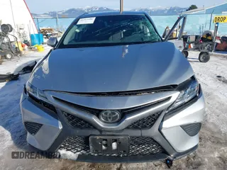 2020 Toyota Camry SE z VIN 4T1G11BK0LU016837, wystawiony jako IAAI lot #41313586 z przebiegiem Nie podano mil oraz . Historia ofert i sprzedaży dostępna na DreamBid. Obrazek 13.