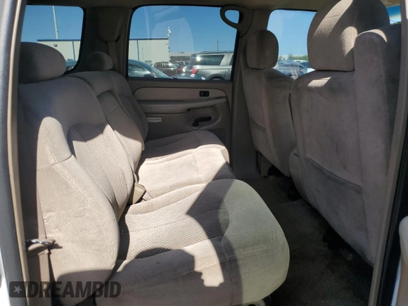 2001 Chevrolet Suburban LS with VIN 3GNEC16T81G222813, listed as a Copart auction lot 57213525 with 289,901 mi miles and Salvage title. Bid and sale history available at DreamBid. Image 11.