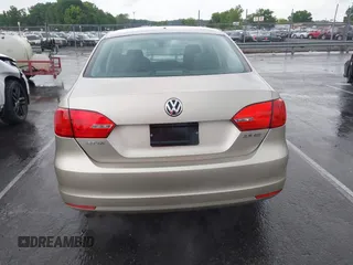 2012 Volkswagen Jetta SE z VIN 3VWDP7AJ5CM461691, wystawiony jako IAAI lot #42237130 z przebiegiem 102 664 mil mil oraz . Historia ofert i sprzedaży dostępna na DreamBid. Obrazek 16.